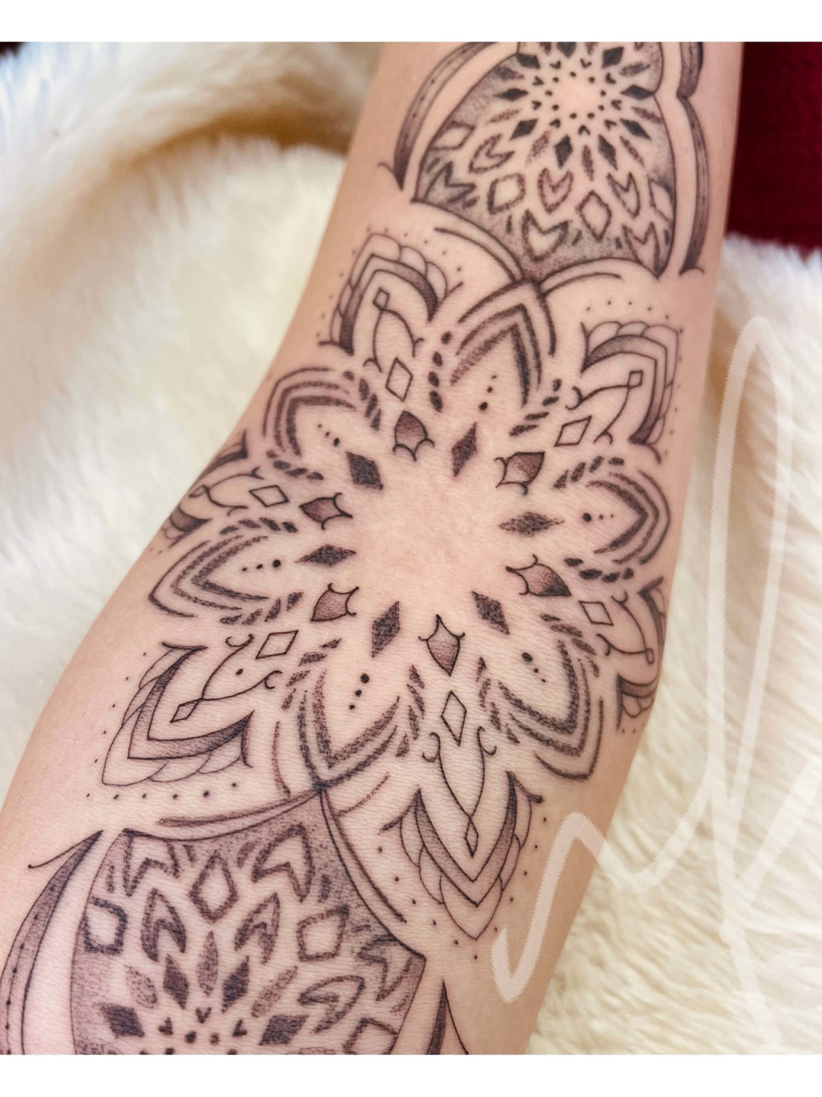 Tatuagem de Mandala no Braço