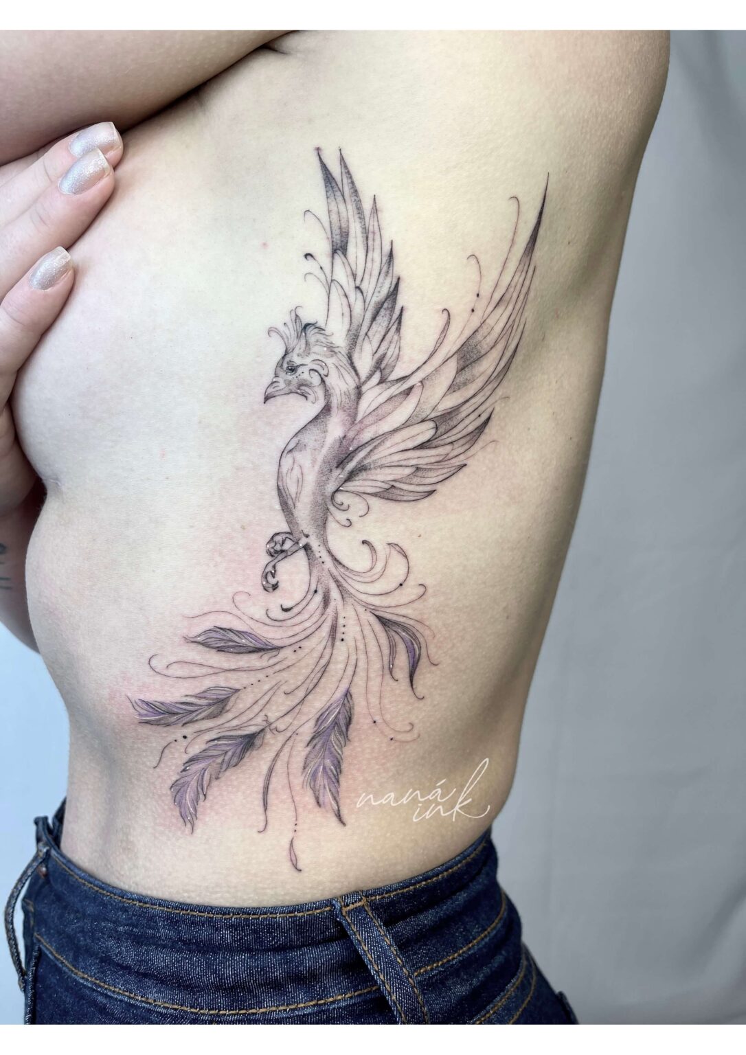 Tatuagem Fênix na Costela